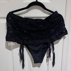 Elegant Black Lace Garter Belt